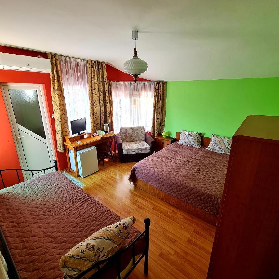 בלצ'יק Fema Guest House מראה חיצוני תמונה