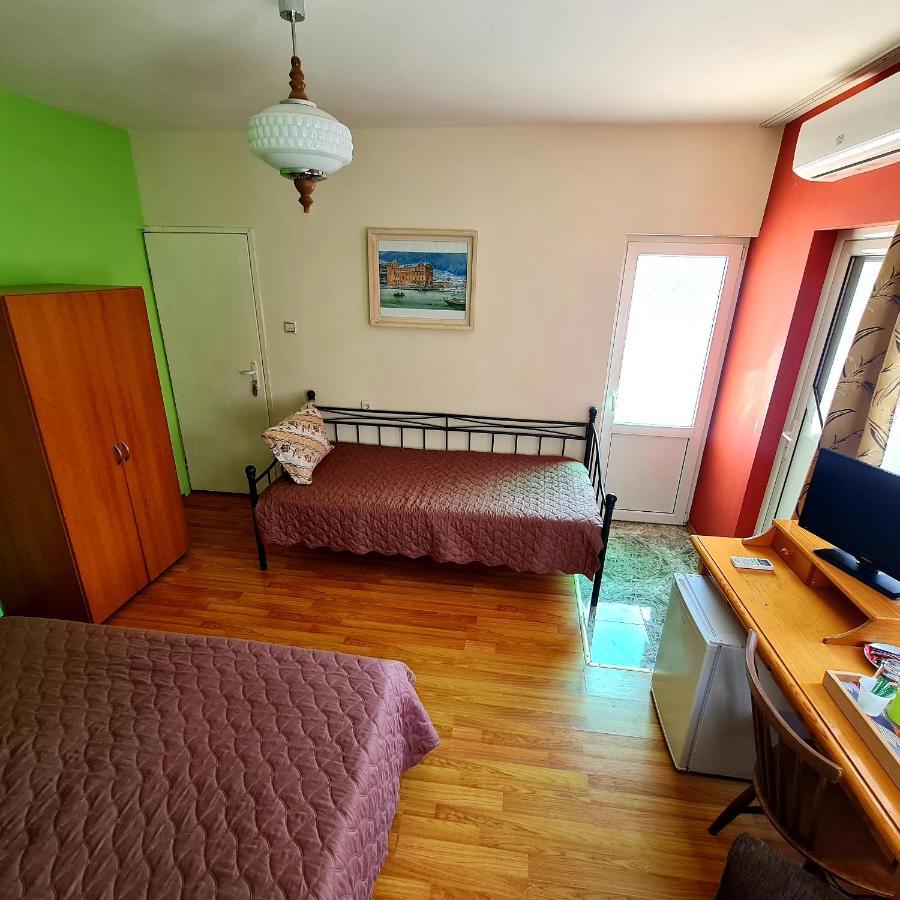 בלצ'יק Fema Guest House מראה חיצוני תמונה