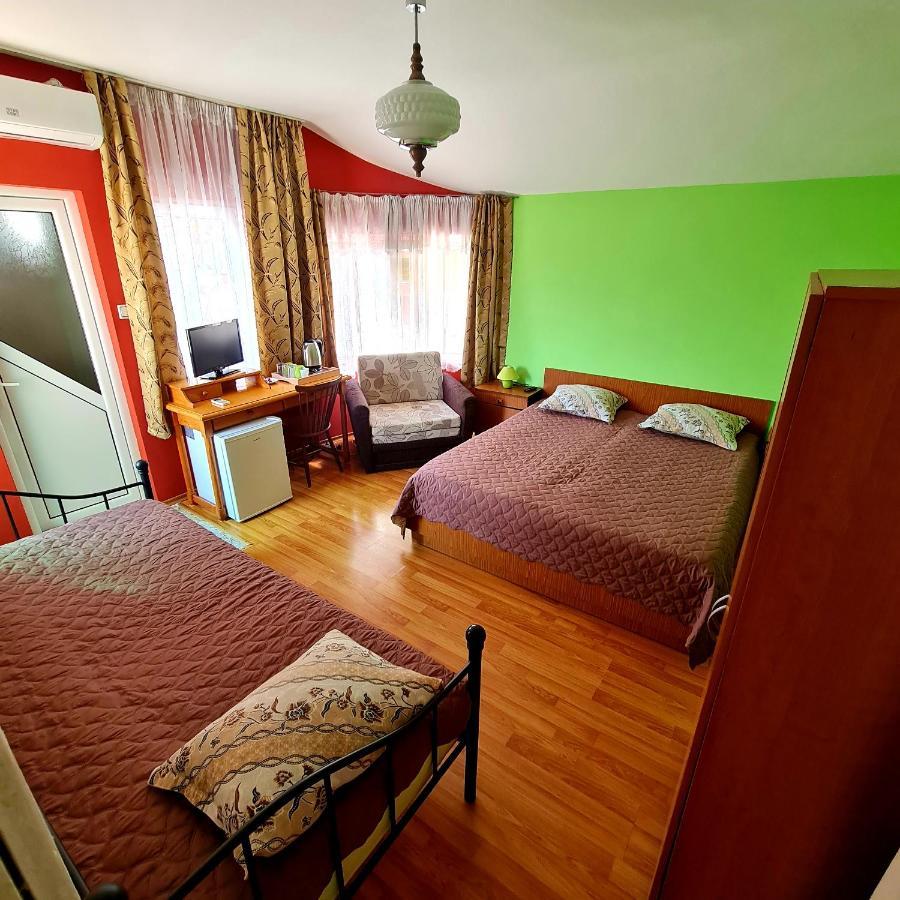 בלצ'יק Fema Guest House מראה חיצוני תמונה