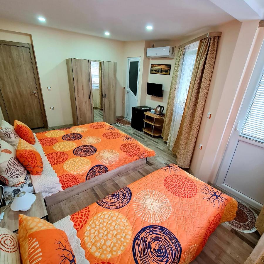 בלצ'יק Fema Guest House מראה חיצוני תמונה