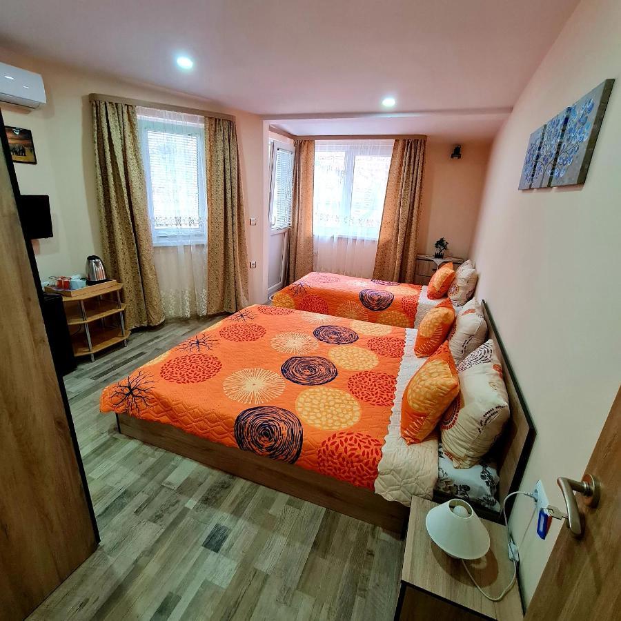 בלצ'יק Fema Guest House מראה חיצוני תמונה