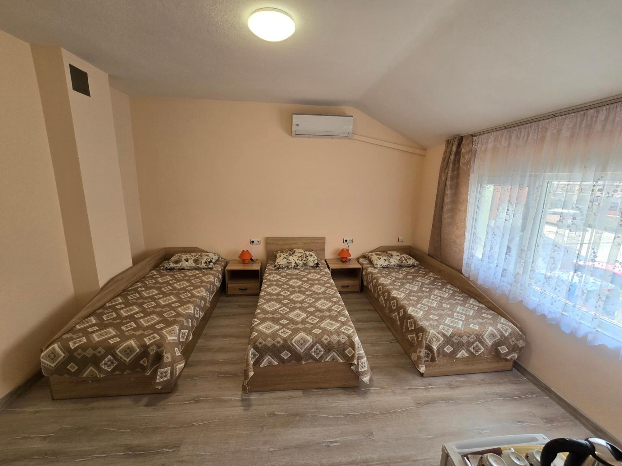 בלצ'יק Fema Guest House חדר תמונה