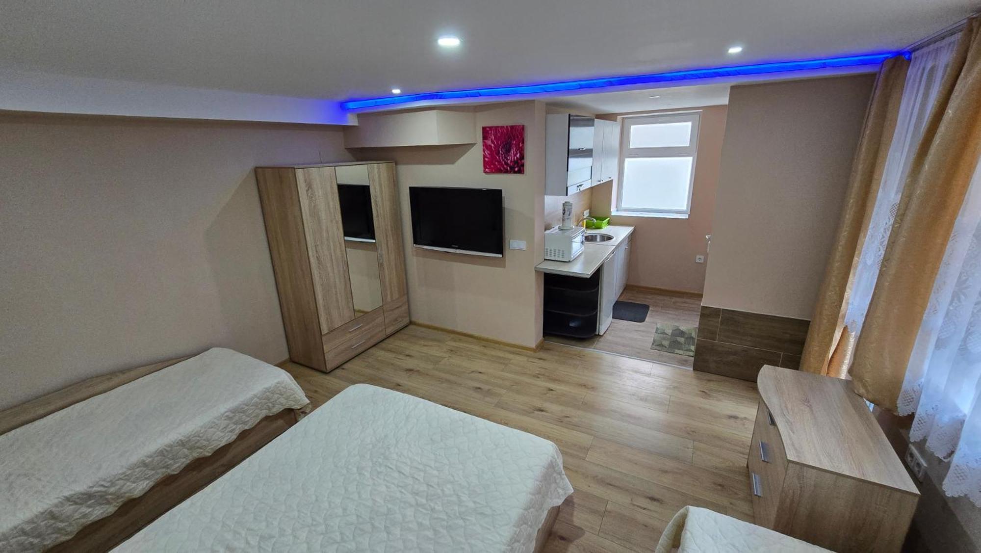 בלצ'יק Fema Guest House חדר תמונה
